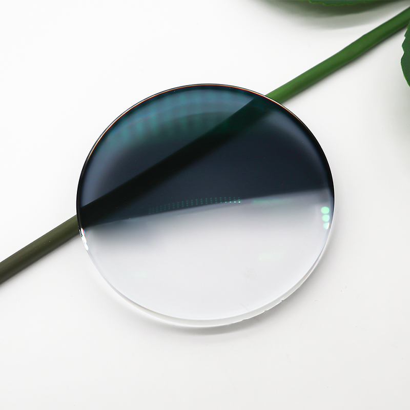 1.56 เลนส์โฟโตโครมิก SHMC