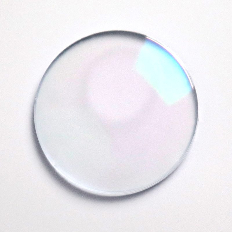 1.56 เลนส์ Bifocal Round-Top HMC