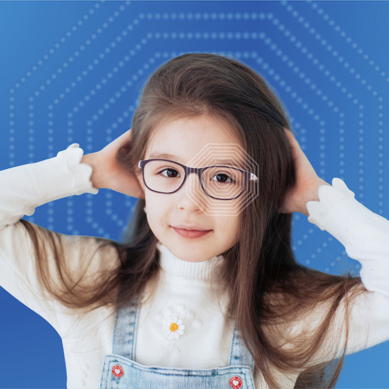 เลนส์ควบคุมสายตาสั้นแบบวงกลมแปดเหลี่ยม