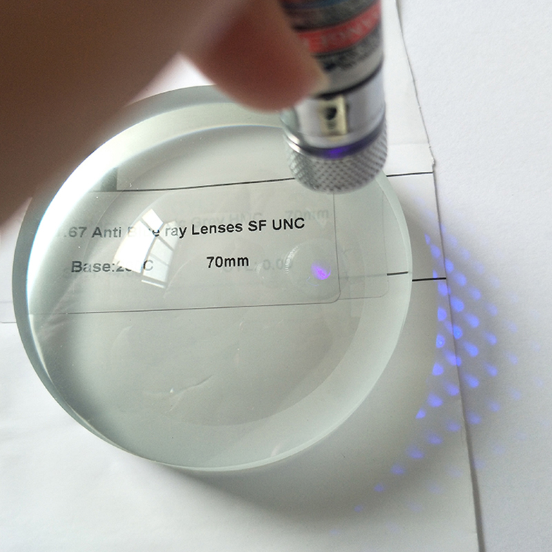 1.67 เลนส์วิชั่นเดี่ยวบล็อกสีน้ำเงินกึ่งสำเร็จรูป